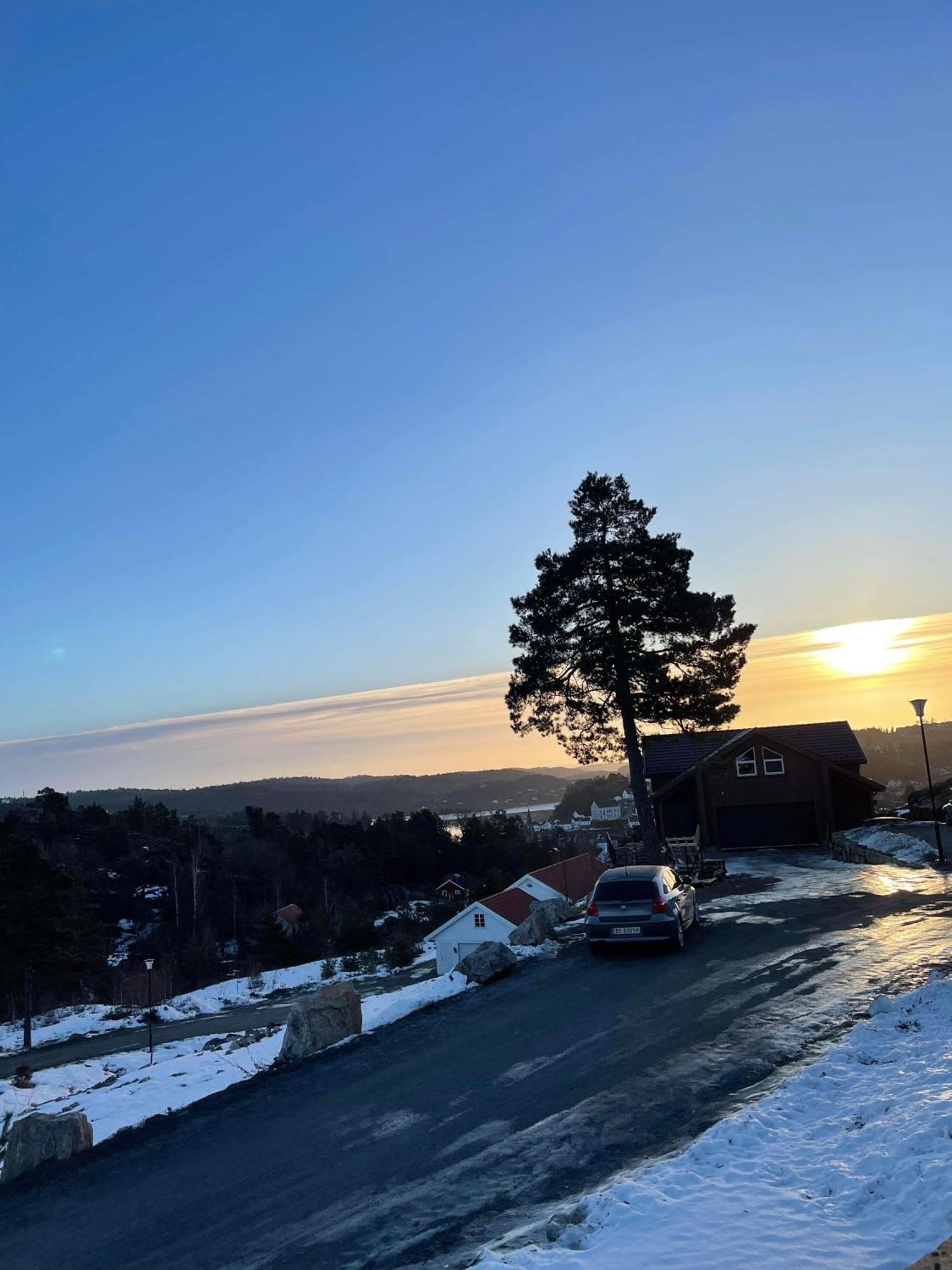 Familievennlig Apartment Tvedestrand Luaran gambar